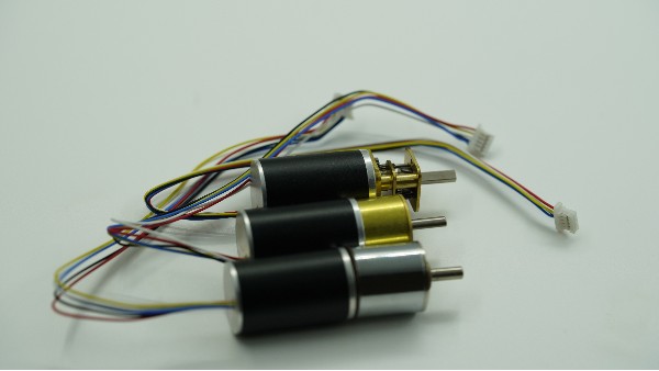 深圳無(wú)刷電機(jī)廠家為您揭秘：無(wú)刷電機(jī)與有刷電機(jī)的區(qū)別